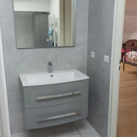 Chez Felia * فيل باريسى